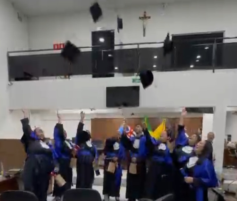 Noticia colacao-de-grau-das-turmas-de-2024---unirp-ead---paulo-de-faria